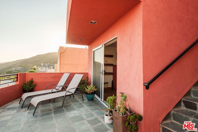 3029 Sequit Drive, Malibu, CA 90265