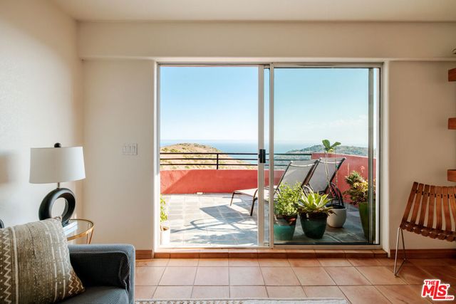 3029 Sequit Drive, Malibu, CA 90265