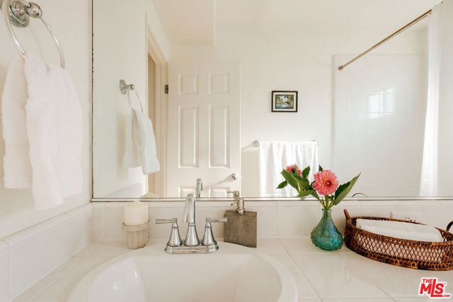 3029 Sequit Drive, Malibu, CA 90265