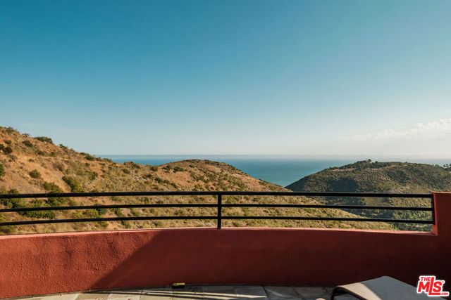 3029 Sequit Drive, Malibu, CA 90265