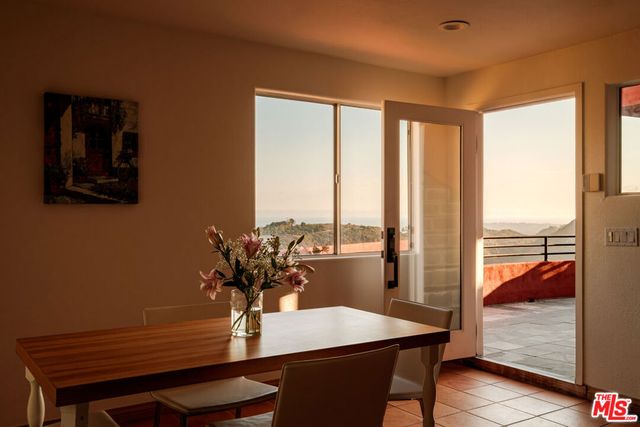 3029 Sequit Drive, Malibu, CA 90265