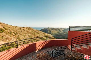 3029 Sequit Drive, Malibu, CA 90265