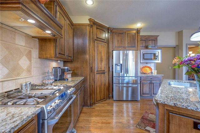 9604 NE 91st Terrace, Kansas City, MO 64157