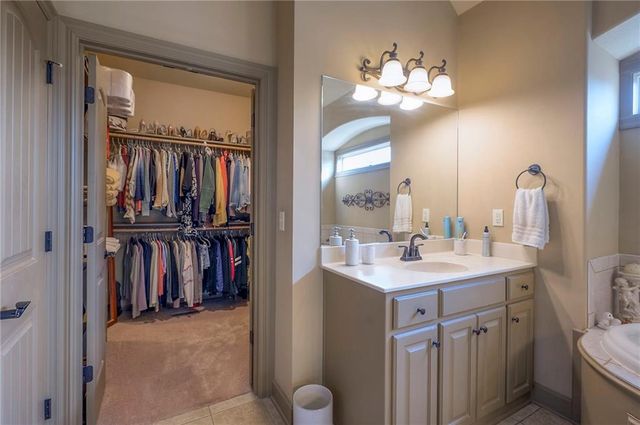 9604 NE 91st Terrace, Kansas City, MO 64157