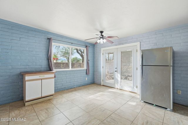 4922 W De La Canoa Drive, Amado, AZ 85645