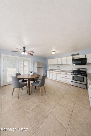 4922 W De La Canoa Drive, Amado, AZ 85645