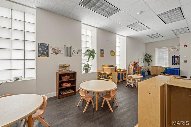 8212 Alabama Avenue, St Louis, MO 63111