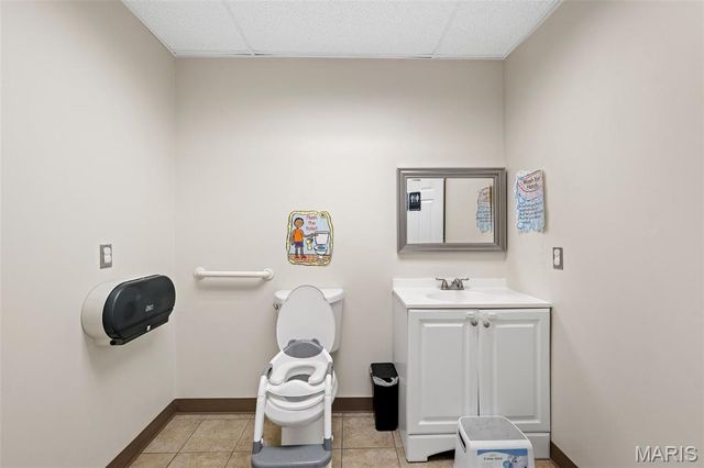 8212 Alabama Avenue, St Louis, MO 63111