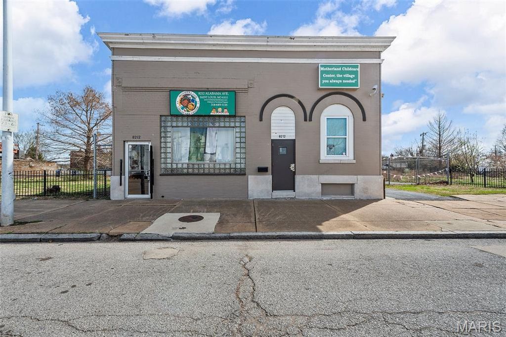 8212 Alabama Avenue, St Louis, MO 63111