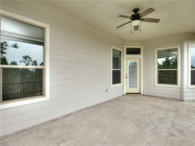 323 Kaanapali LN, Bastrop, TX 78602