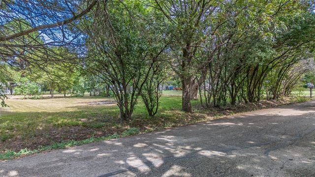 120 W Meyers Street, Quinlan, TX 75474