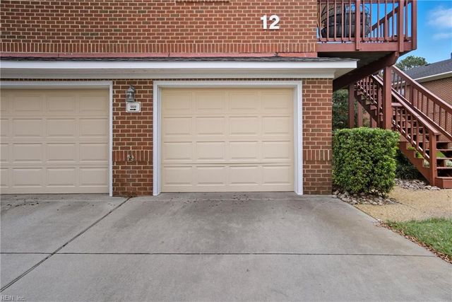 1226 Foursome LN, Virginia Beach, VA 23455