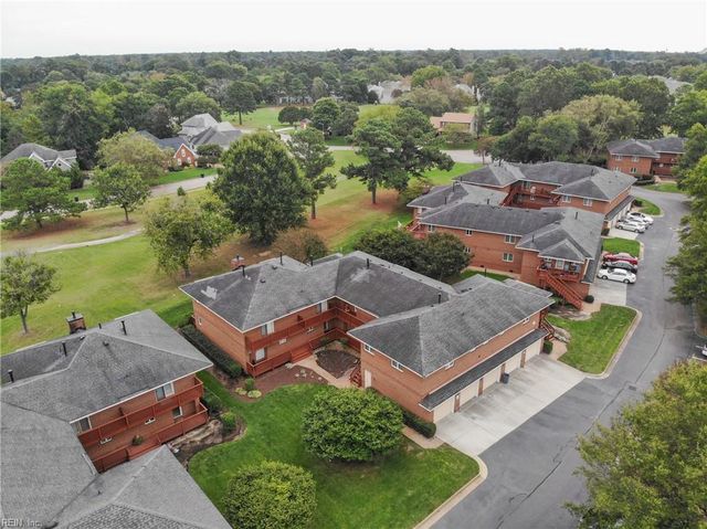 1226 Foursome LN, Virginia Beach, VA 23455