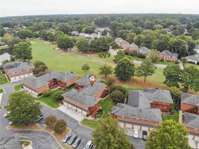 1226 Foursome LN, Virginia Beach, VA 23455