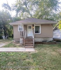 224 Mifflin Avenue, Lansing, MI 48912