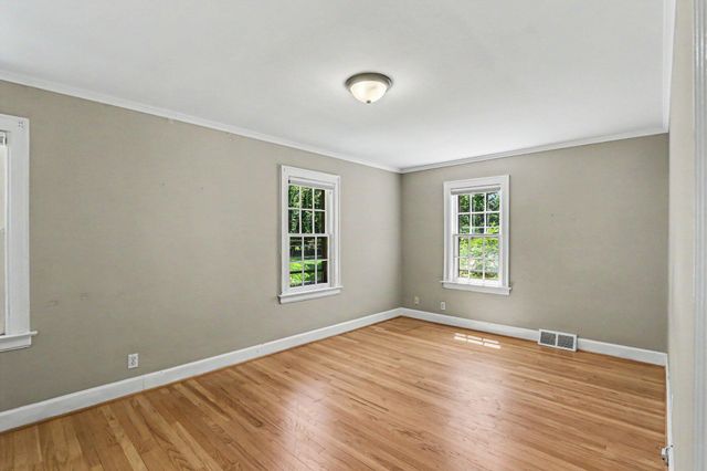 2126 Benjamin Avenue, Kalamazoo City, MI 49008