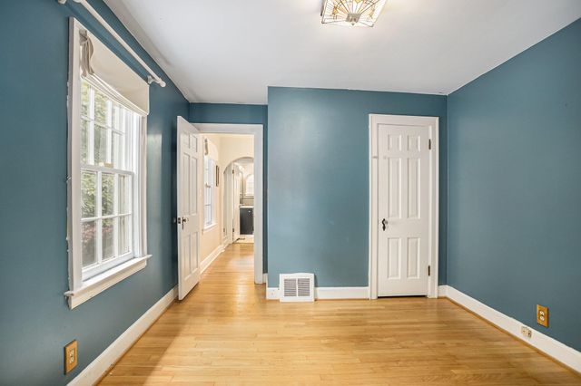 2126 Benjamin Avenue, Kalamazoo City, MI 49008