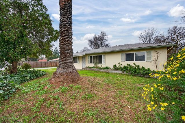4141 Walnut Ave, Carmichael, CA 95608