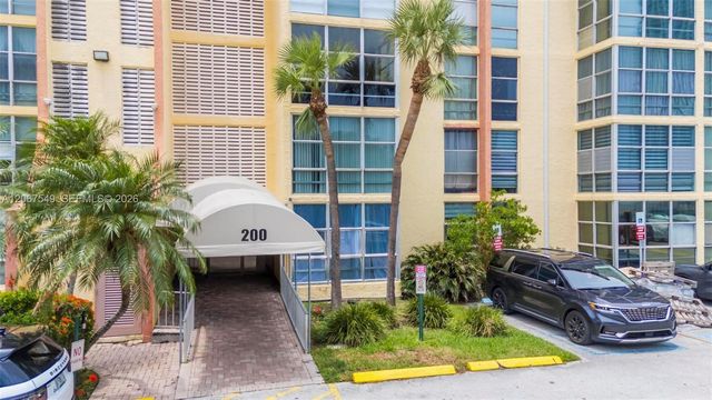 200 172nd Street 112, Sunny Isles Beach, FL 33160