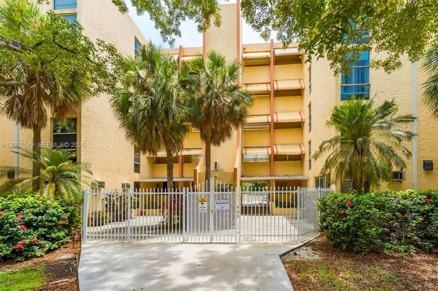 200 172nd Street 112, Sunny Isles Beach, FL 33160