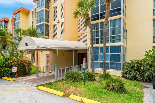 200 172nd Street 112, Sunny Isles Beach, FL 33160