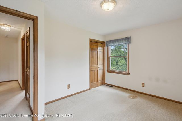 525 Grovenburg Road, Mason, MI 48854