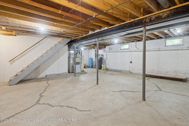 525 Grovenburg Road, Mason, MI 48854