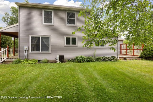 525 Grovenburg Road, Mason, MI 48854