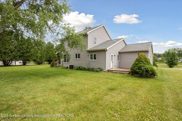 525 Grovenburg Road, Mason, MI 48854