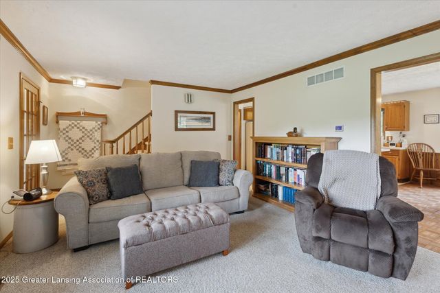 525 Grovenburg Road, Mason, MI 48854