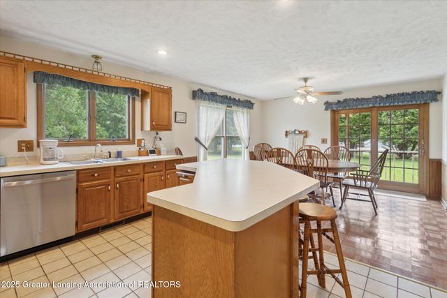 525 Grovenburg Road, Mason, MI 48854