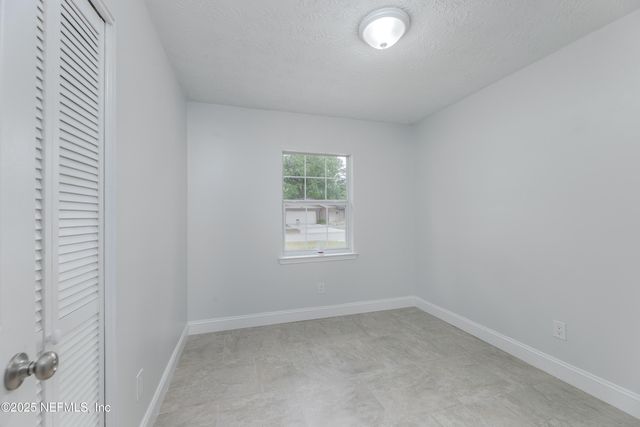 7869 JOLLIET Drive, Jacksonville, FL 32217