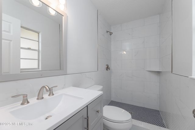 7869 JOLLIET Drive, Jacksonville, FL 32217