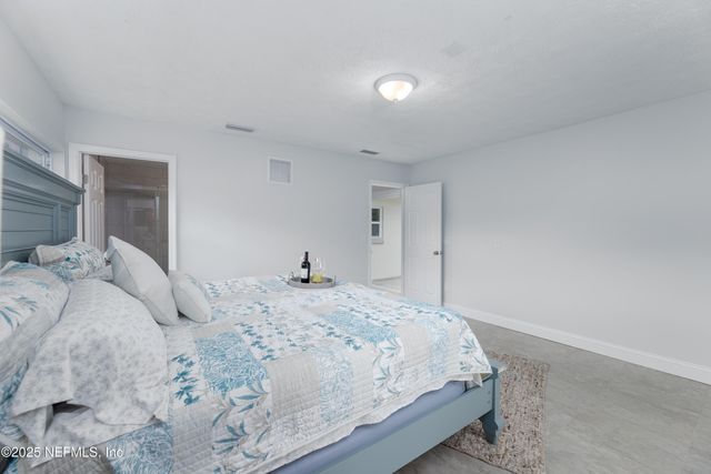 7869 JOLLIET Drive, Jacksonville, FL 32217