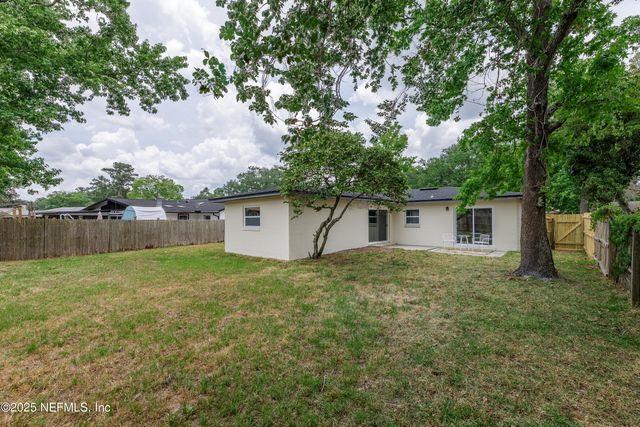 7869 JOLLIET Drive, Jacksonville, FL 32217