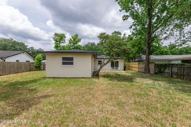 7869 JOLLIET Drive, Jacksonville, FL 32217