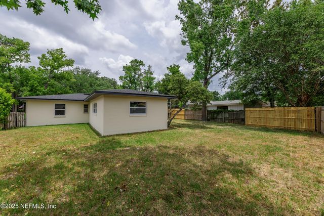 7869 JOLLIET Drive, Jacksonville, FL 32217