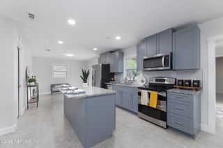 7869 JOLLIET Drive, Jacksonville, FL 32217