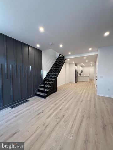 1521 N 29TH STREET, Philadelphia, PA 19121