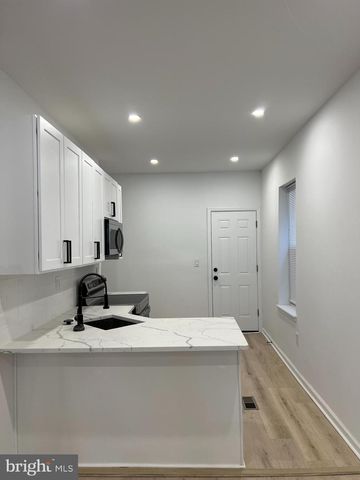 1521 N 29TH STREET, Philadelphia, PA 19121
