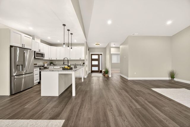 3129 Monaco Court, Medford, OR 97504