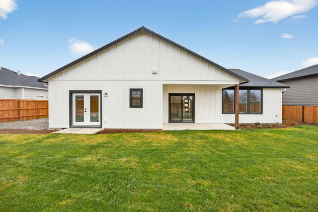 3129 Monaco Court, Medford, OR 97504