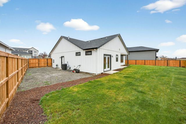 3129 Monaco Court, Medford, OR 97504