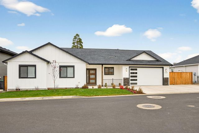 3129 Monaco Court, Medford, OR 97504