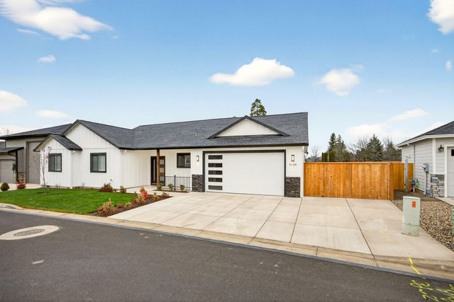 3129 Monaco Court, Medford, OR 97504