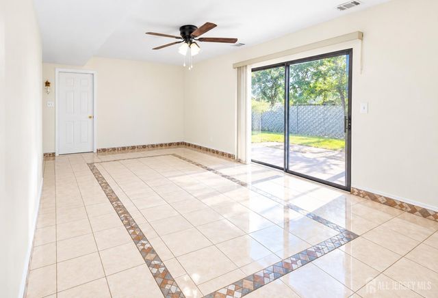 160 Stratton St S Street, Piscataway, NJ 08