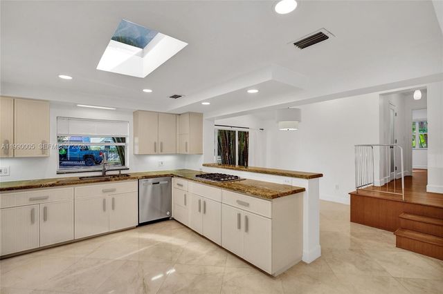 20 NW 101st St, Miami Shores, FL 33150