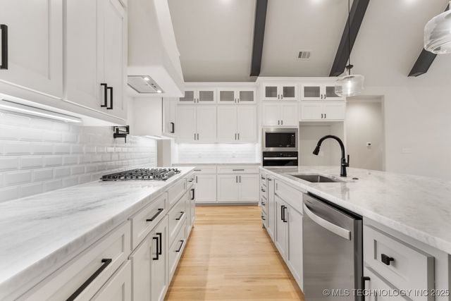 6617 S Fir Avenue, Broken Arrow, OK 74011