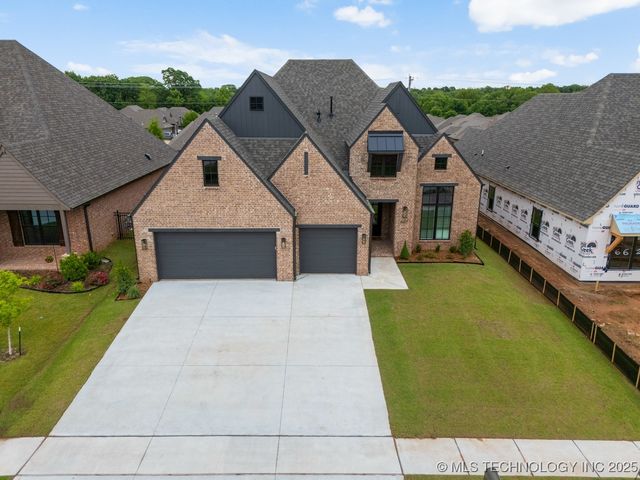 6617 S Fir Avenue, Broken Arrow, OK 74011