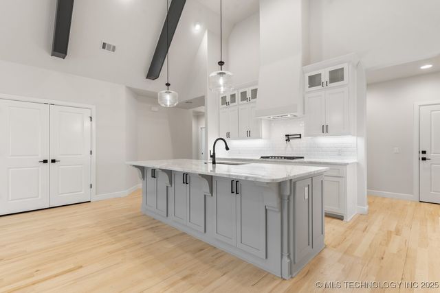 6617 S Fir Avenue, Broken Arrow, OK 74011